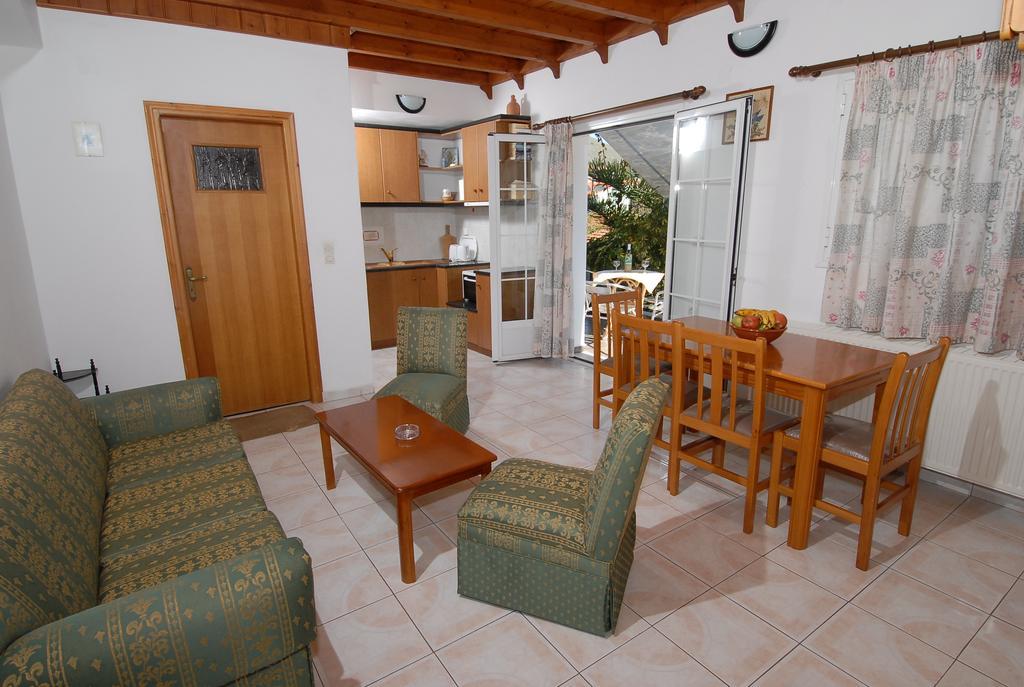 Starvillas Apartments And Studios Agia Efimia Buitenkant foto